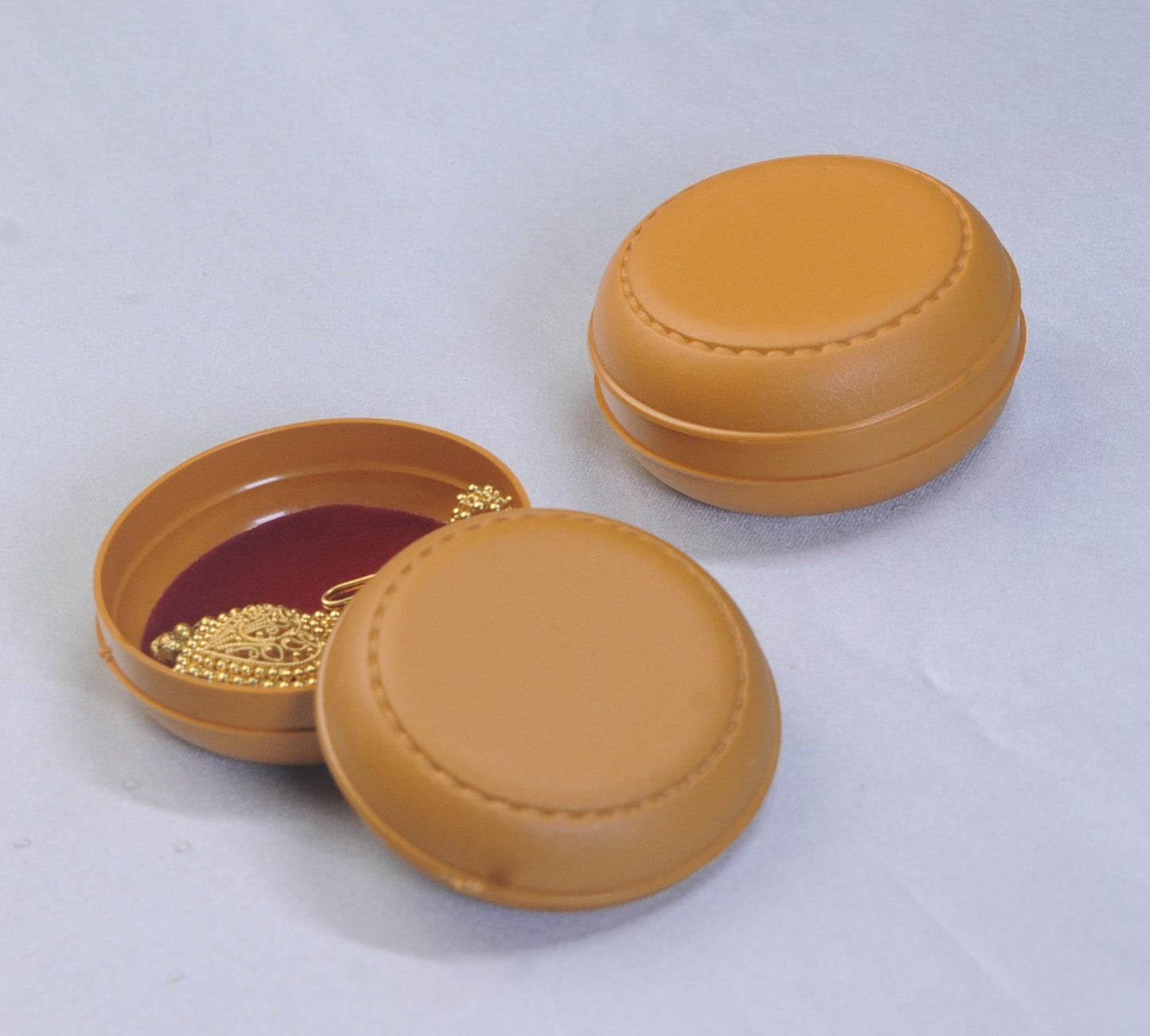O Rolex - Round Boxes